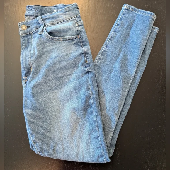 3 For $24 Arizona Jean Company Women's Blue Jeggings - Picture 5 of 9